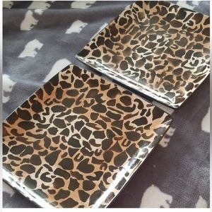 (3) Roscher animal print dinner plates-about 11”x11” 🐆